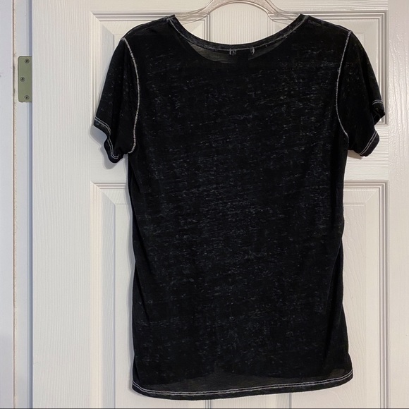 Forever 21 black short sleeve tshirt - Picture 2 of 3